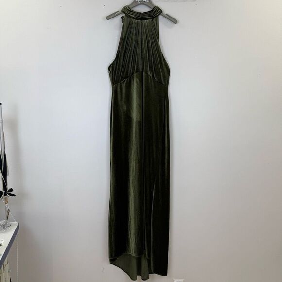 leena for Mac Duggal  Velvet Slip Gow ♥️ - Picture 6 of 10